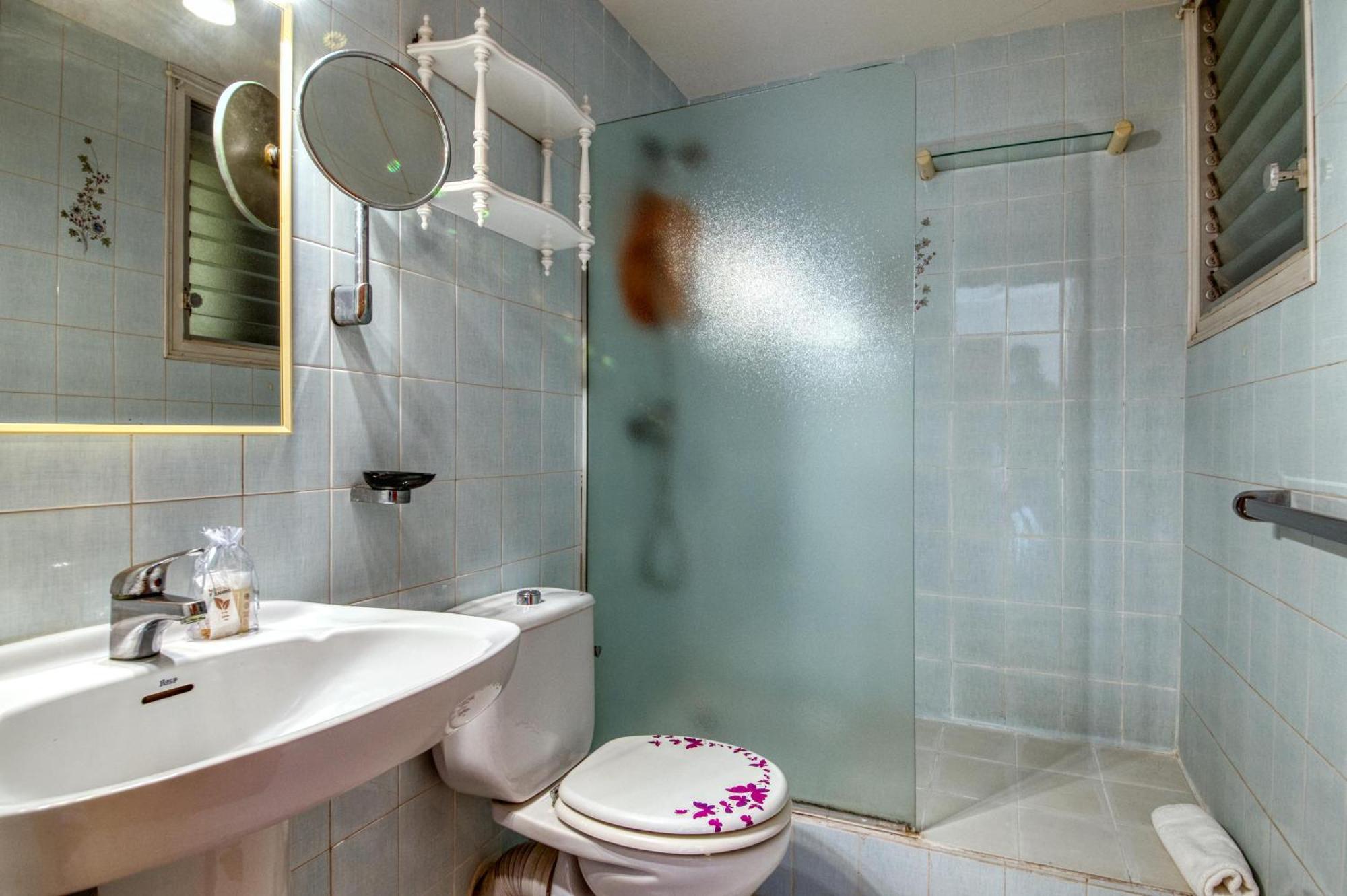 Apartaments Can Niell Calella De Palafrugell Bagian luar foto